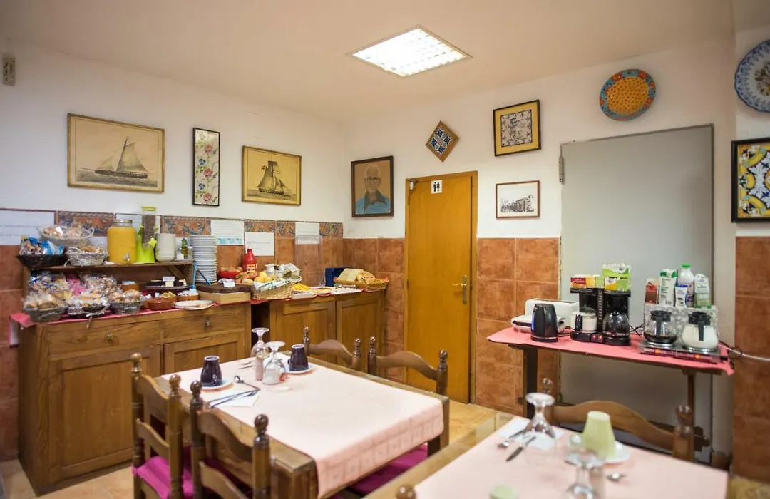 Hostal Ancora-1